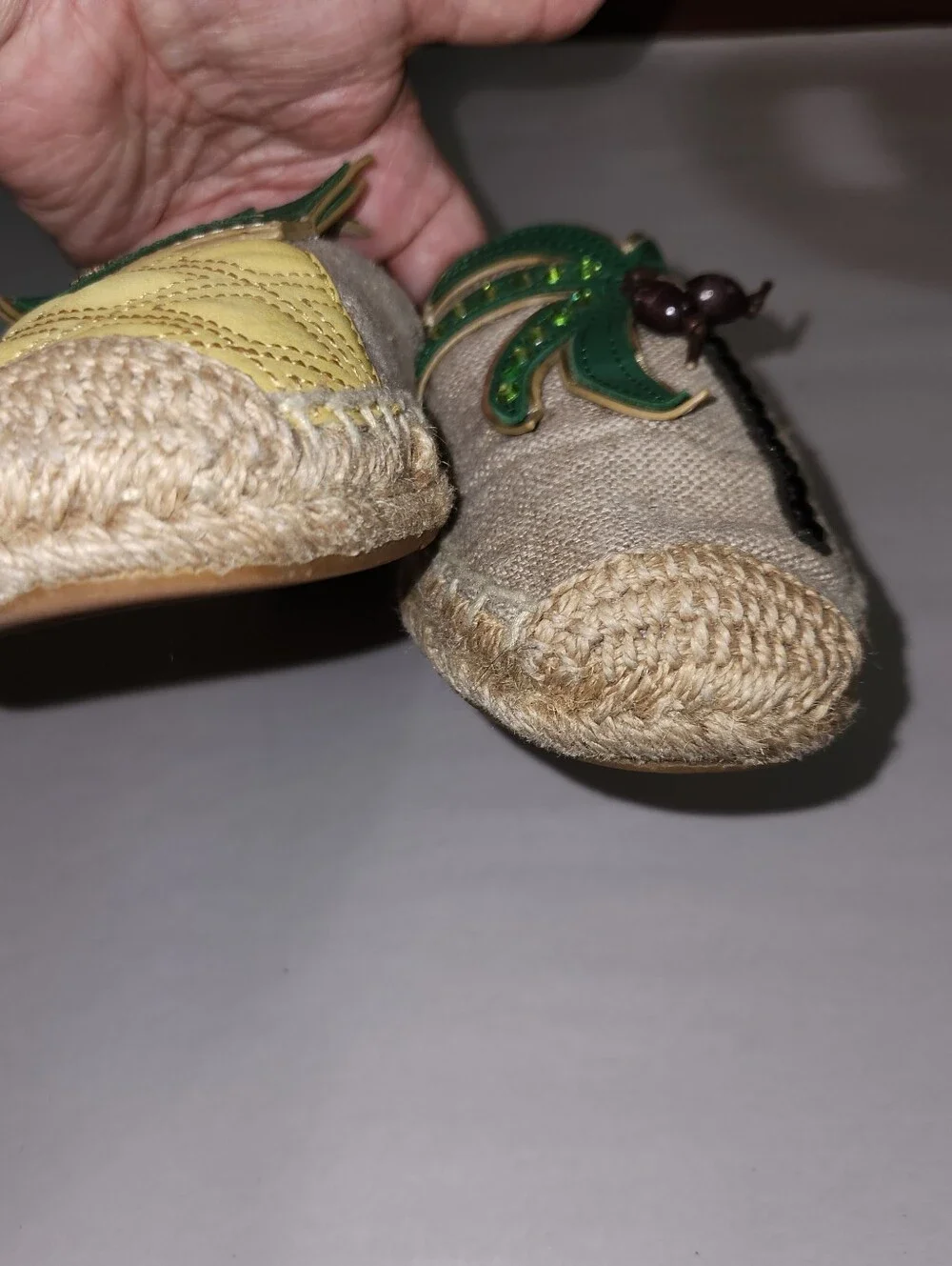 Tory Burch Espadrilles Pineapple and Palm 6.5